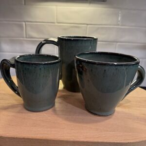 Studio Art HandThrown Pottery Set Of 3 Coffee Mug Teacup Drip Glazed Green Signe